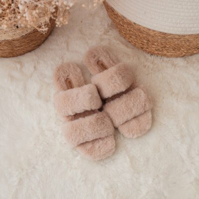 Chinelo Pantufa Ana Fendi