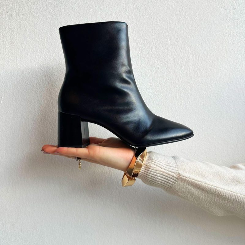 Bota Feminina Preta basica -