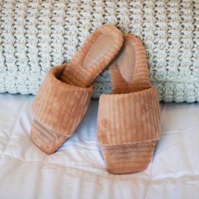 Chinelo Pantufa Priscila Coconut